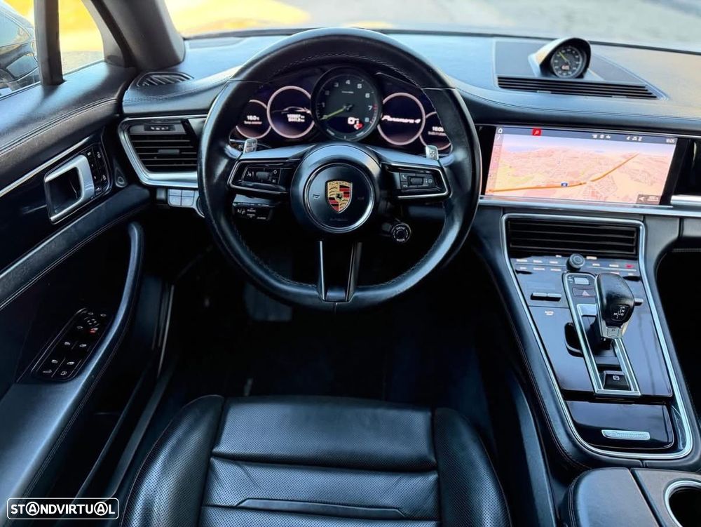 Porsche Panamera Sport Turismo - 11
