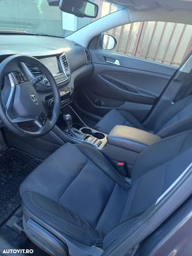 Hyundai Tucson blue 1.7 CRDi 2WD DCT Passion - 9