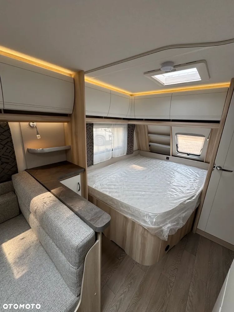 Hobby 560 KMFe De Luxe - 24