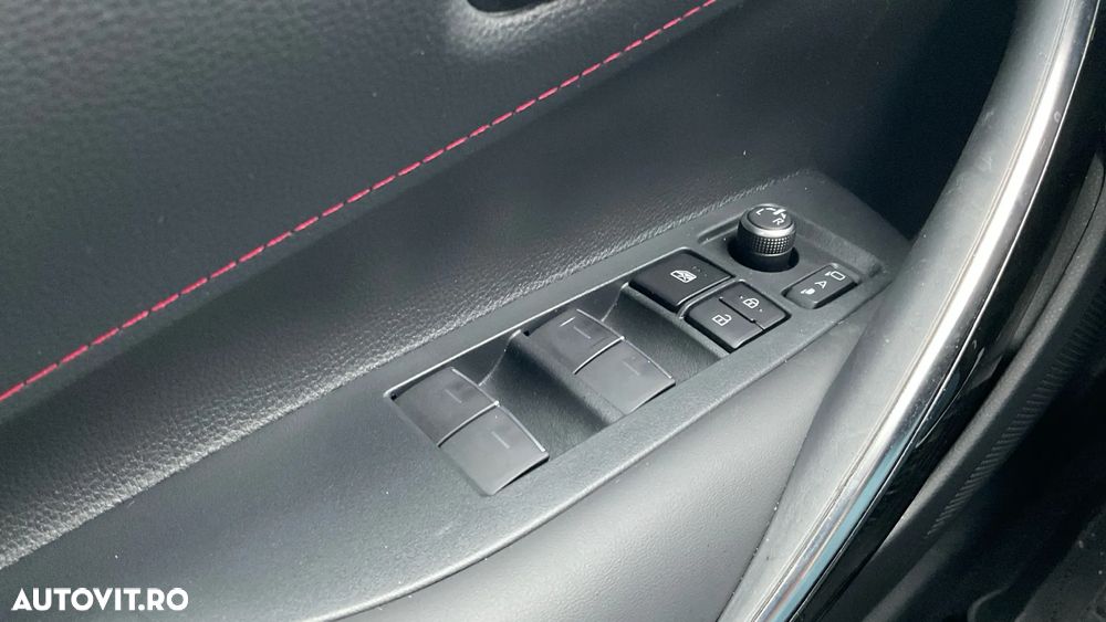 Toyota Corolla 1.8 HSD TS Exclusive tapiterie Neagra - 30