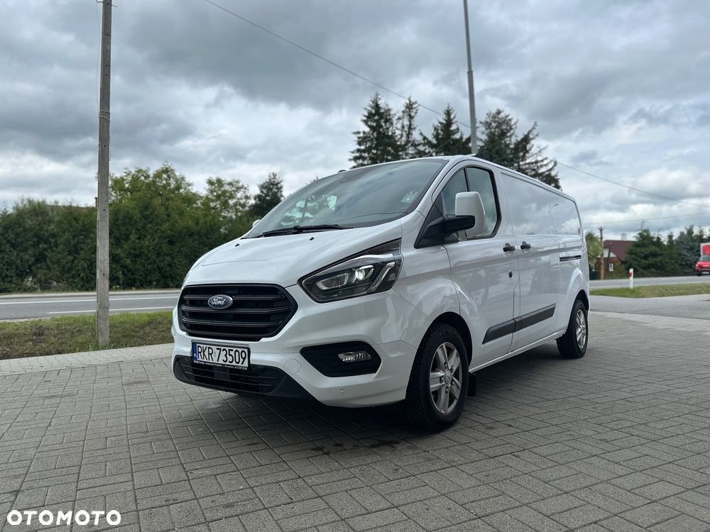 Ford Transit Custom LONG - 10