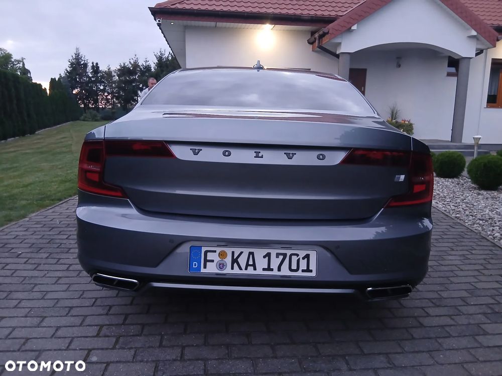 Volvo S90 - 13