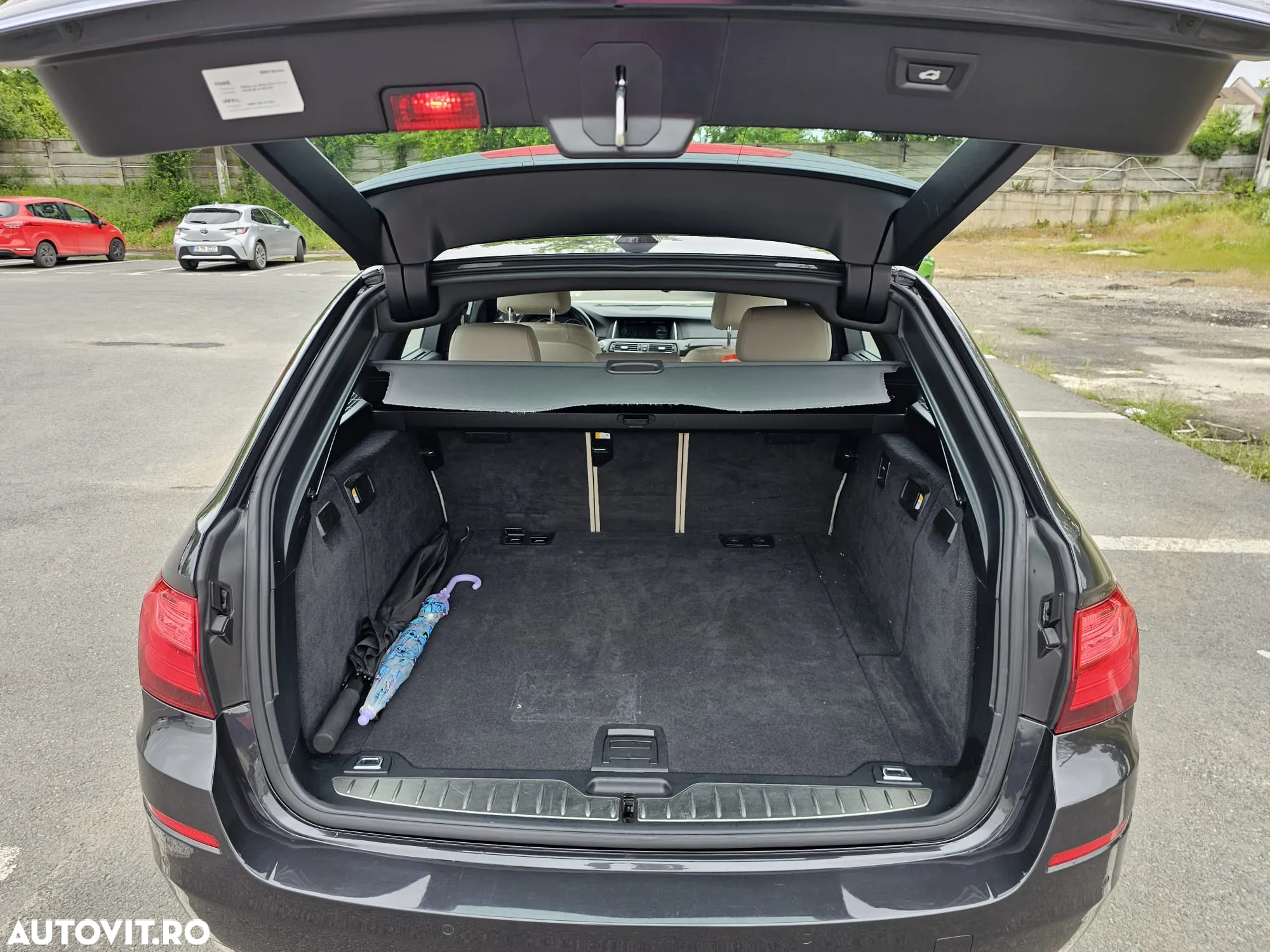 BMW Seria 5 530d xDrive AT - 14