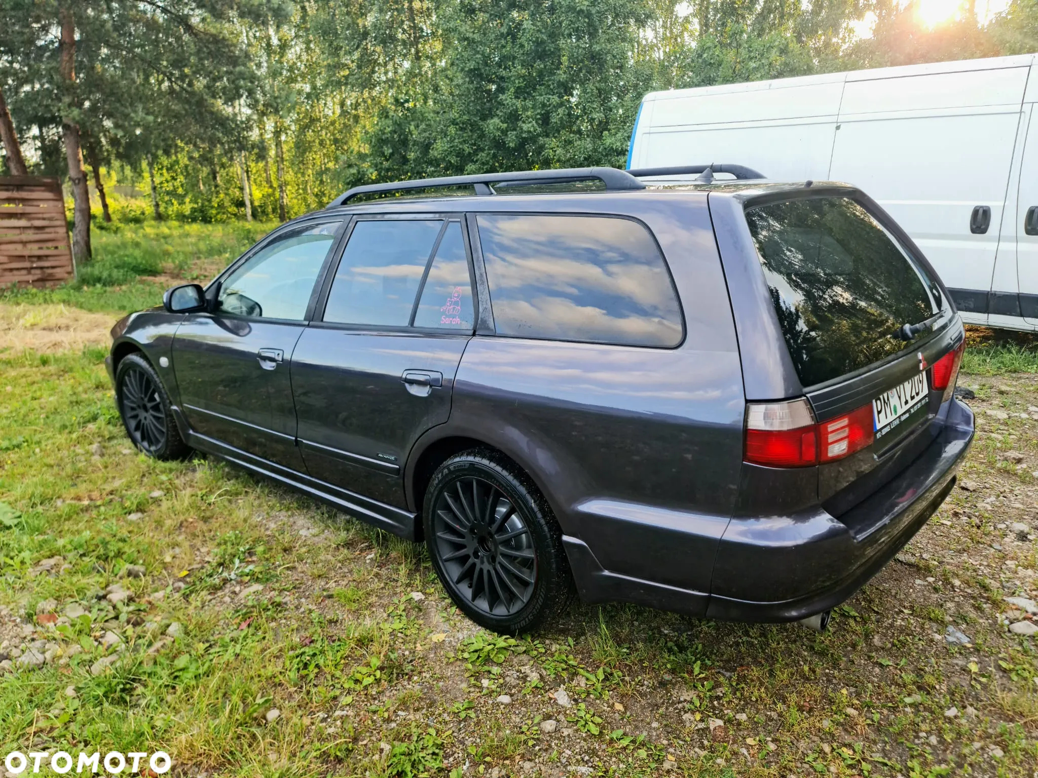 Mitsubishi Galant 2.5 V6 - 16