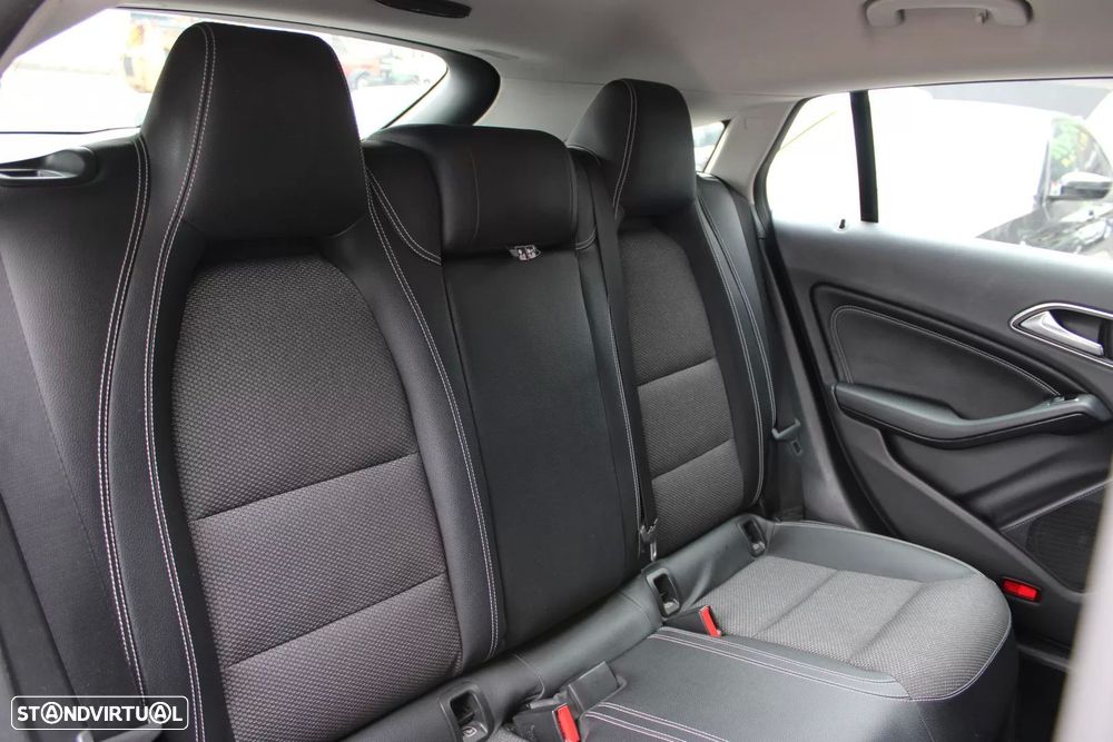 Mercedes-Benz CLA 180 d Shooting Brake Aut. - 14