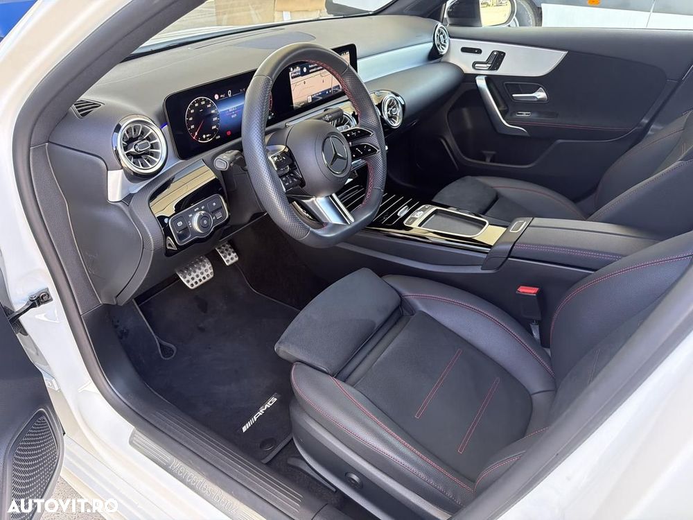 Mercedes-Benz A 200 Sedan MHEV 7G-DCT - 10