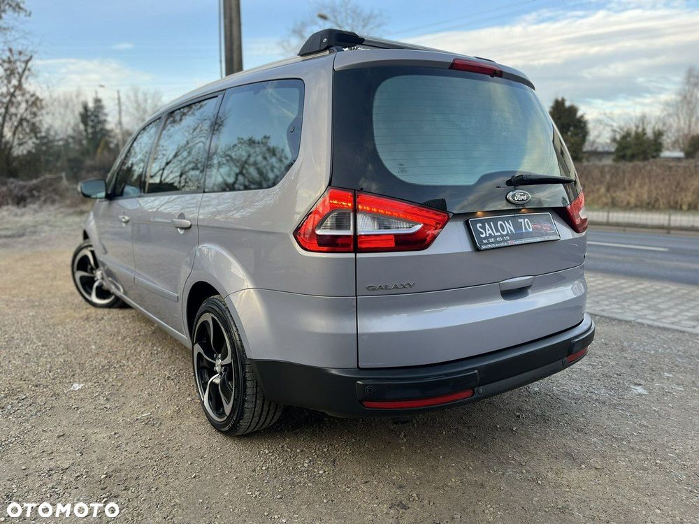 Ford Galaxy - 11