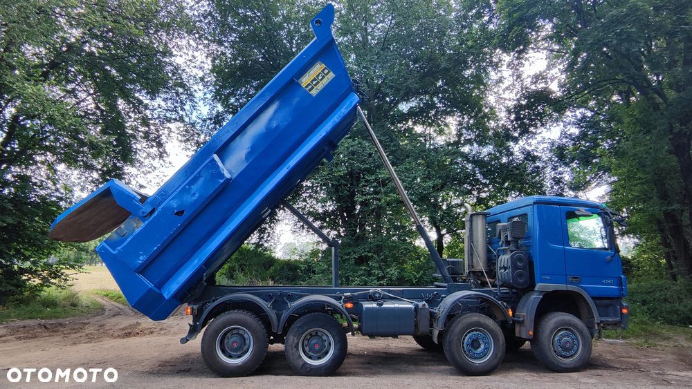 Mercedes-Benz Actros - 5