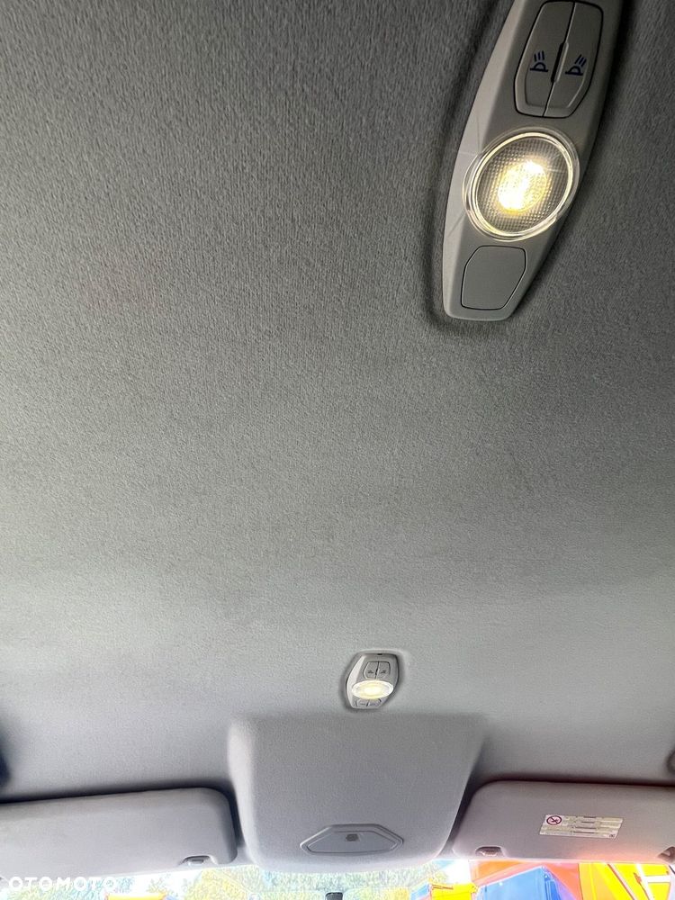 Ford C-MAX - 12
