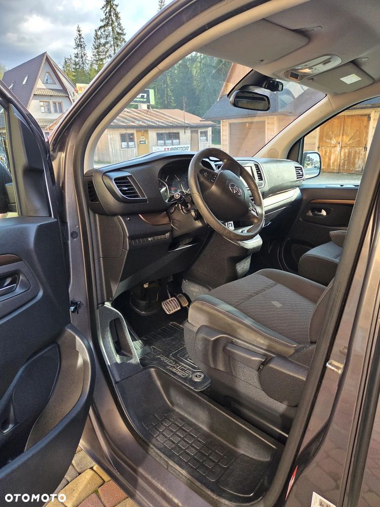 Toyota ProAce Kombi D-4D Medium 2,8t - 9