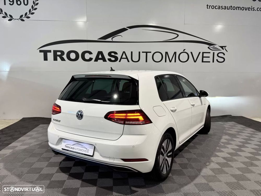 VW e-Golf AC/DC - 43