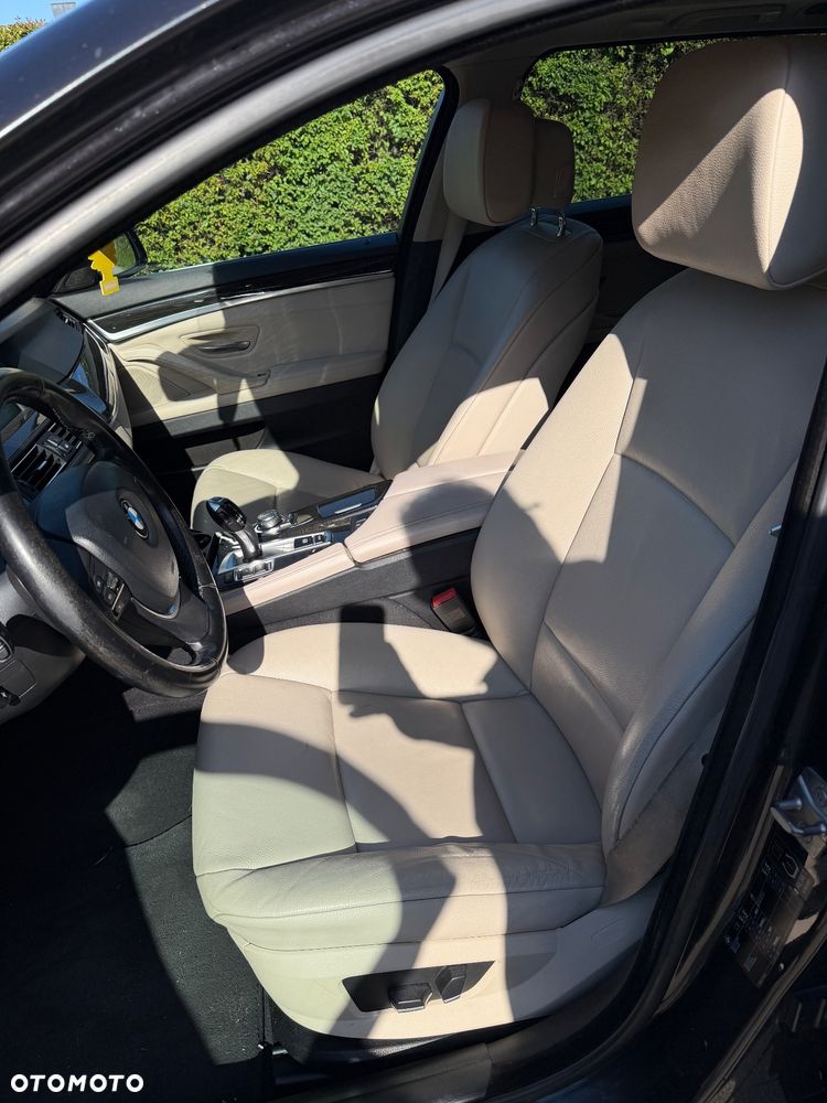 BMW Seria 5 520d Sport-Aut - 8
