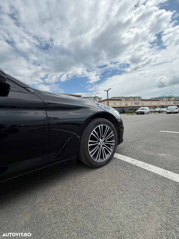 BMW Seria 5 520d Aut. Sport Line - 4