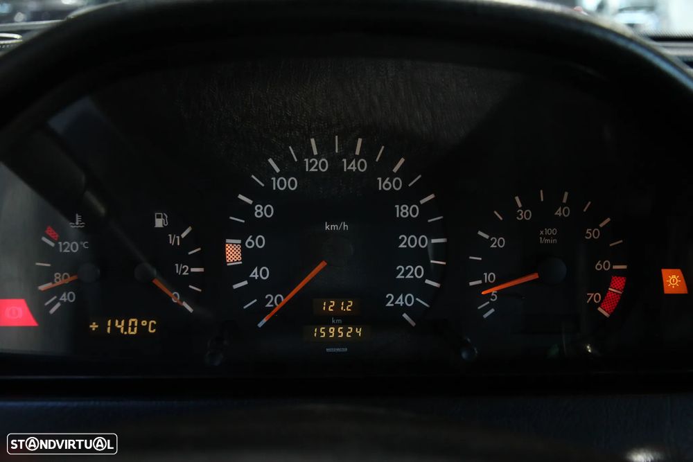 Mercedes-Benz C 180 Elegance - 16