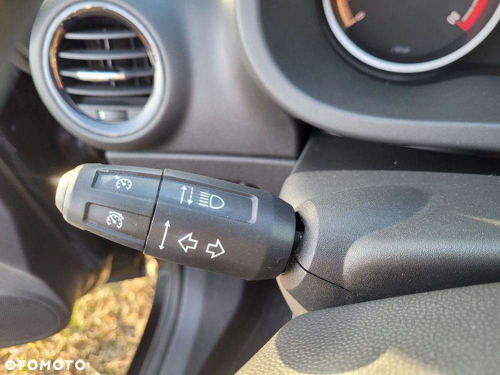 Opel Corsa 1.4 Color Edition - 28