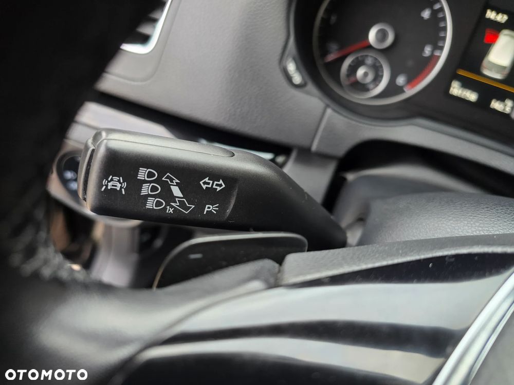 Volkswagen Sharan 2.0 TDI DSG Highline Black Style - 33