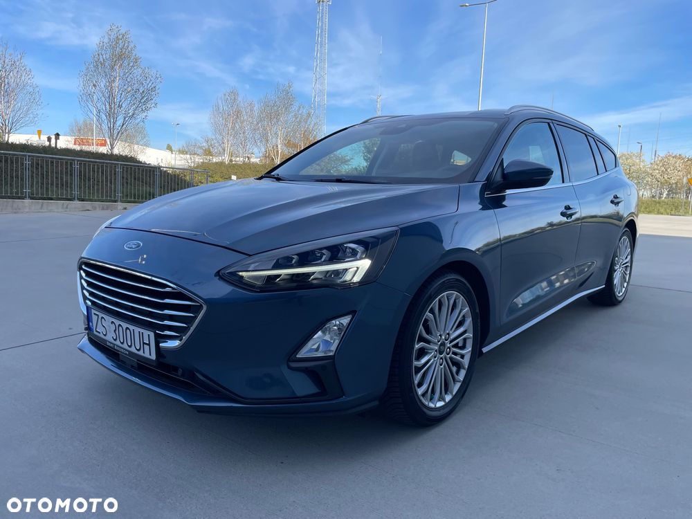 Ford Focus 1.0 EcoBoost STart-Stopp-System TITANIUM - 1