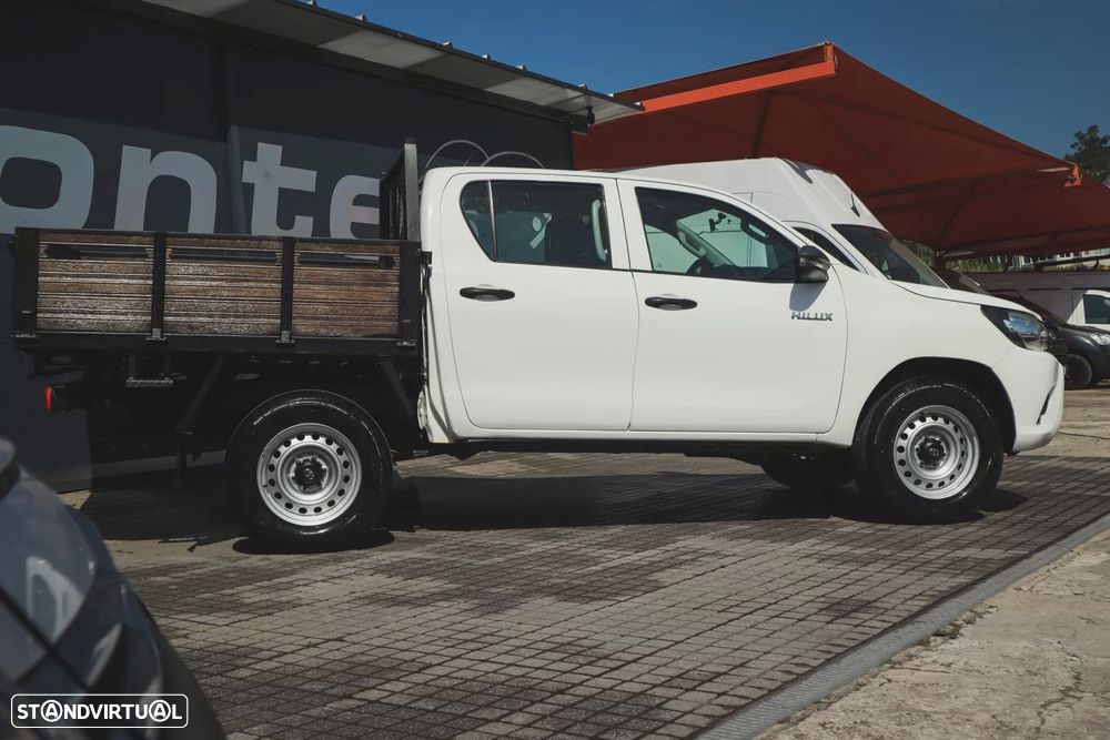 Toyota hilux hilux   d-4d   4wd cd   4 x 4 - 10