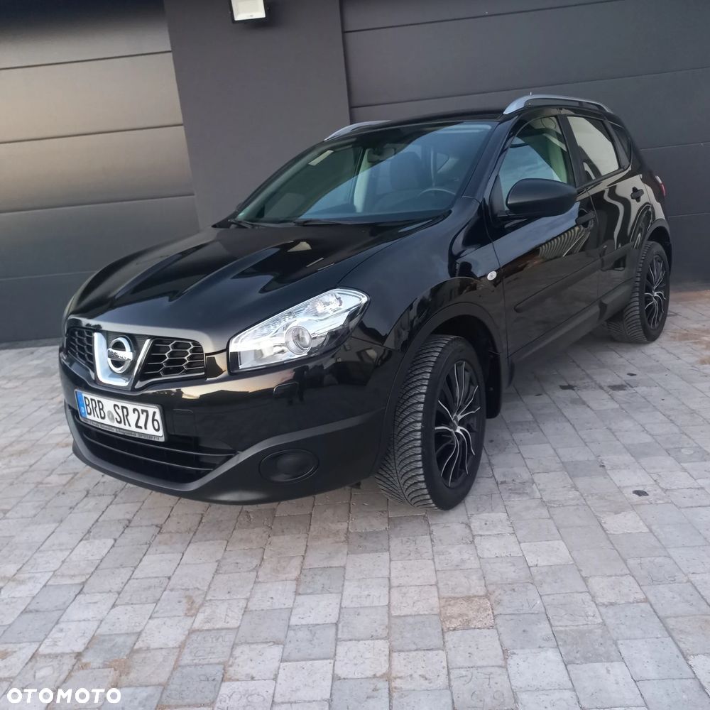 Nissan Qashqai - 1