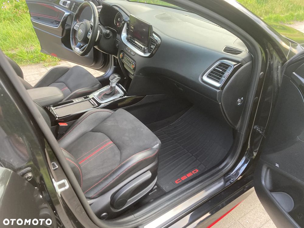 Kia ProCeed 1.6 T-GDI GT DCT - 21