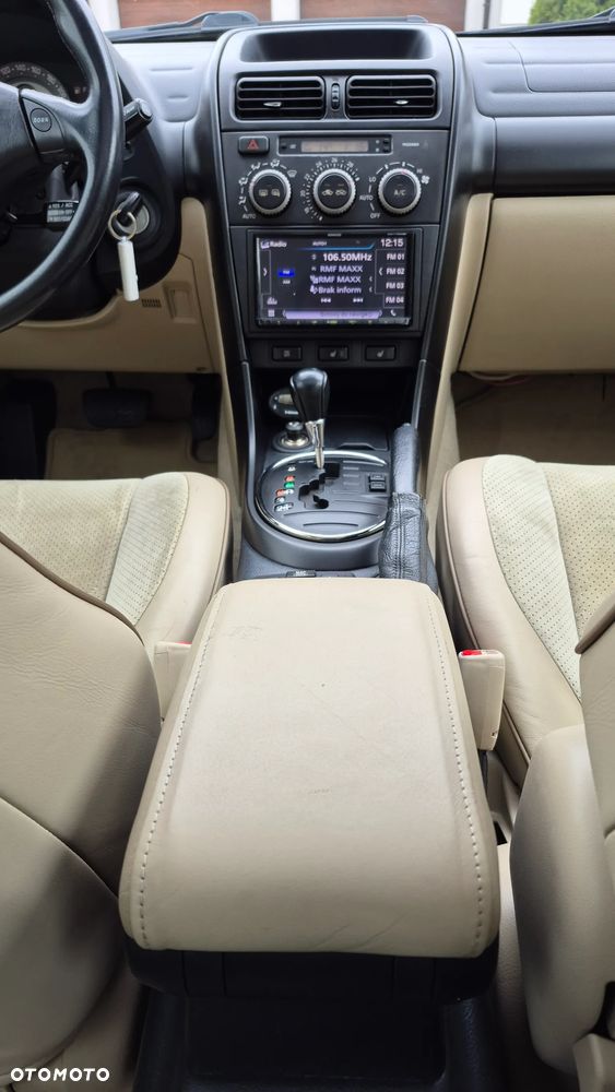 Lexus IS - 16