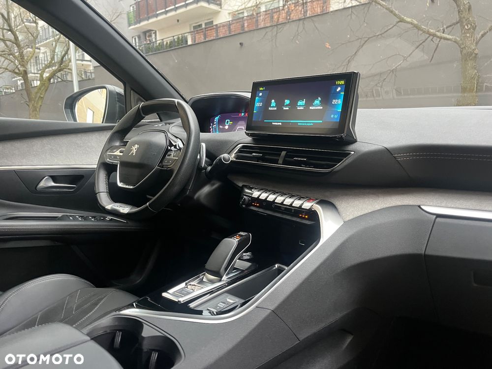 Peugeot 3008 225 e-EAT8 GT - 17