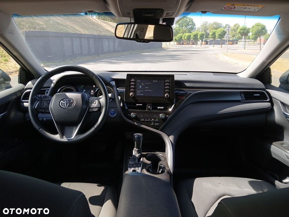 Toyota Camry 2.5 Hybrid Comfort CVT - 19