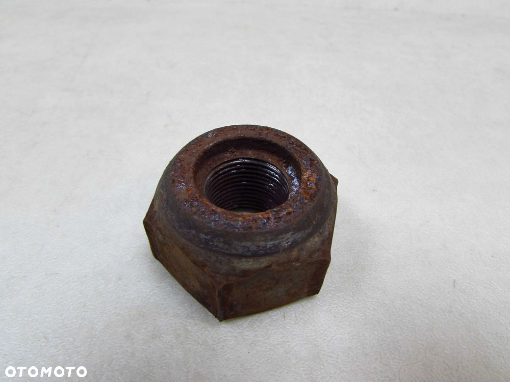 MITSUBISHI CANTER FUSO 7C15 NAKRETKA KOLA FELGI 17.5 PRAWY GWINT 07-21 - 3
