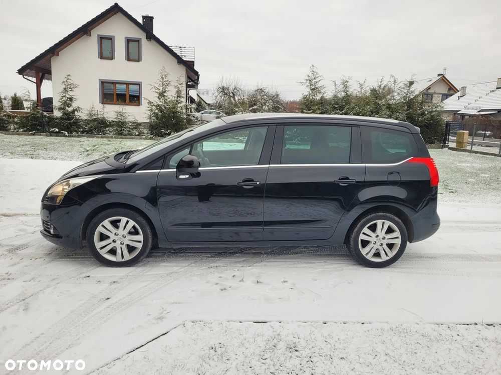 Peugeot 5008 2.0 HDi Allure 7os - 2