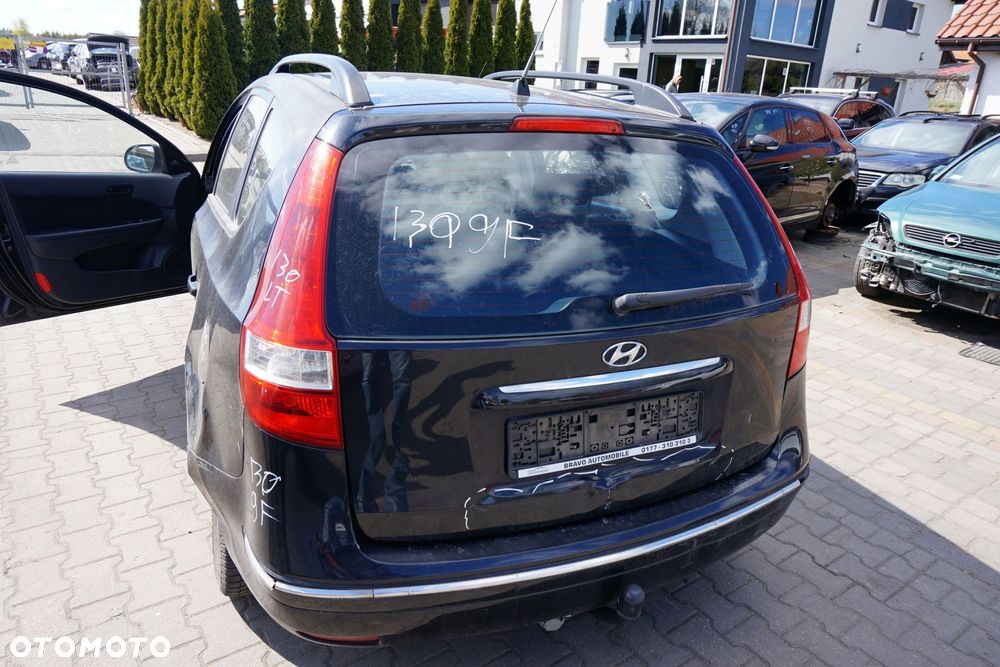 KLAPA BAGAŻNIKA TYLNA I30 I KOMBI 9F  SZARY HYUNDAI 2007-2010 - 2