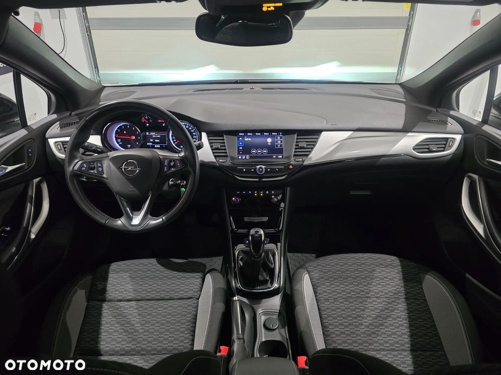 Opel Astra 1.2 T GS Line S&S - 8