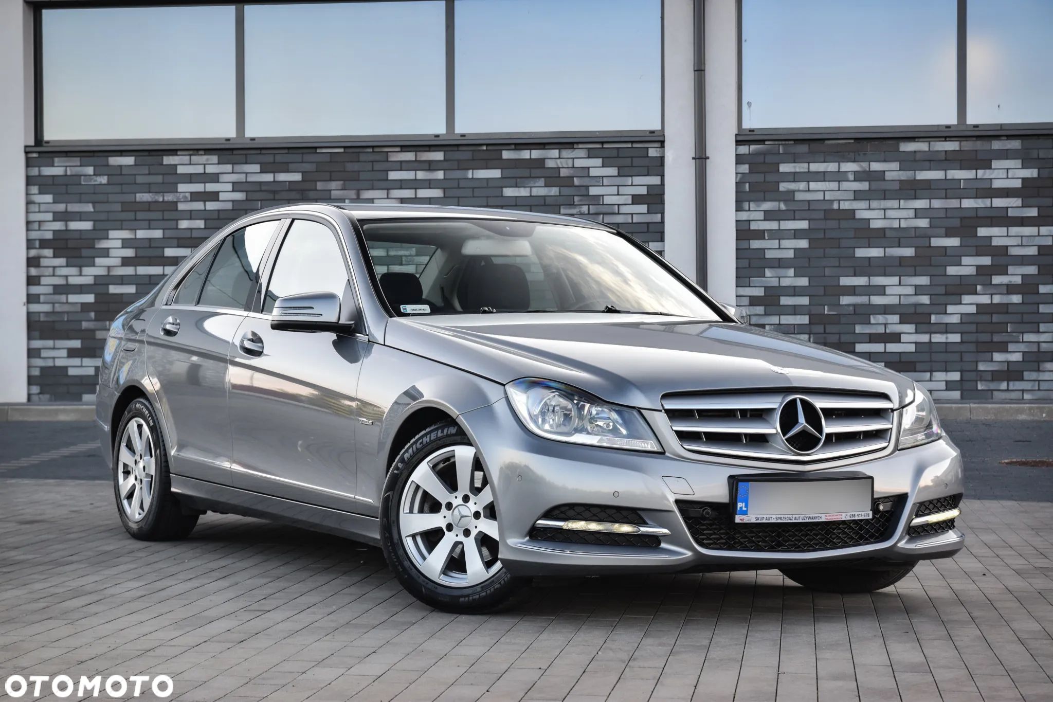 Mercedes-Benz Klasa C 200 (BlueEFFICIENCY) 7G-TRONIC Elegance - 1