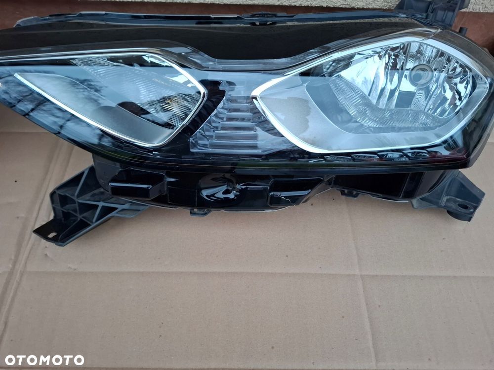 lampa przednia citroen ds3 crossback oryginał ładny stan - 7