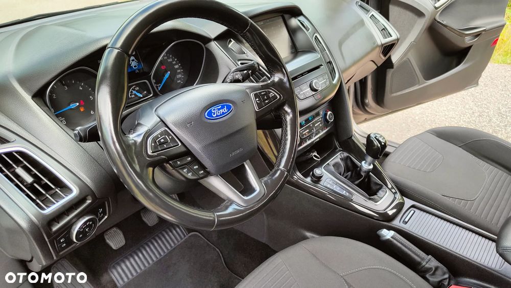 Ford Focus 1.5 TDCi DPF Start-Stopp-System Titanium - 31