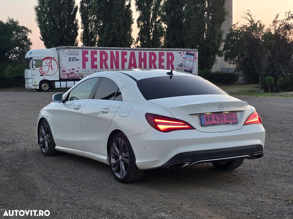 Mercedes-Benz CLA 180 7G-DCT - 3