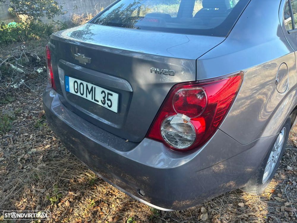 Chevrolet Aveo 1.2 LT - 5