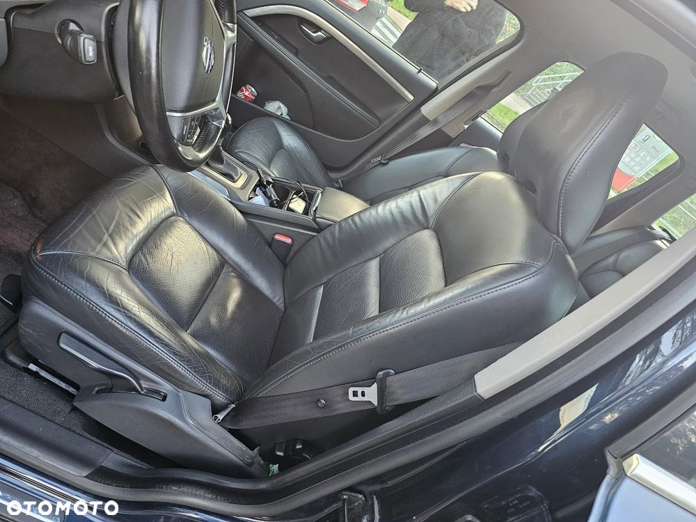 Volvo V70 D3 Momentum - 7