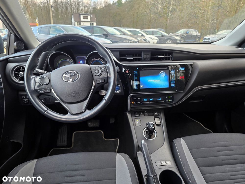 Toyota Auris - 7