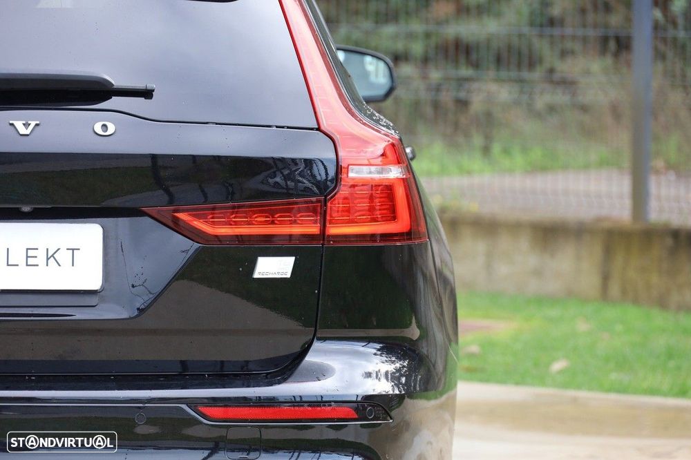 Volvo V60 2.0 T6 AWD TE R-Design - 27