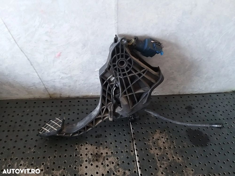 Pedala ambreiaj 1.2 tdi seat ibiza 6j 6r0721117b - 3