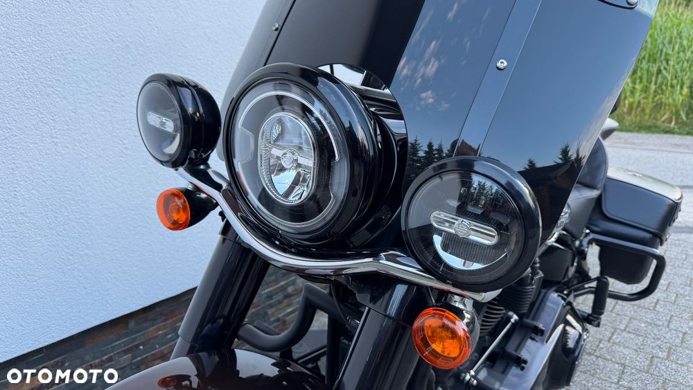 Harley-Davidson Softail Heritage Classic - 11