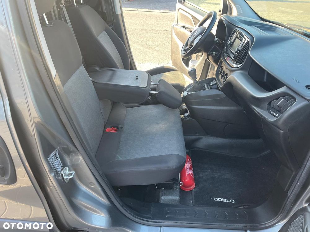 Fiat DOBLO - 6