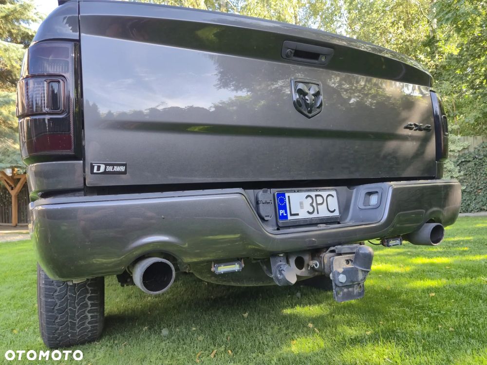 Dodge RAM 5.7 4x4 - 13
