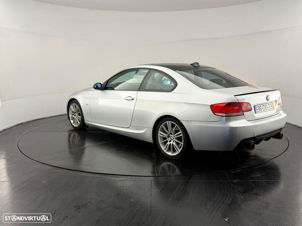 BMW 320 d Coupe - 5