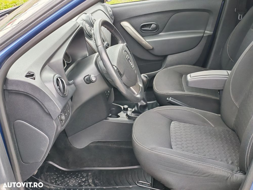 Dacia Logan TCe 90 Prestige - 11