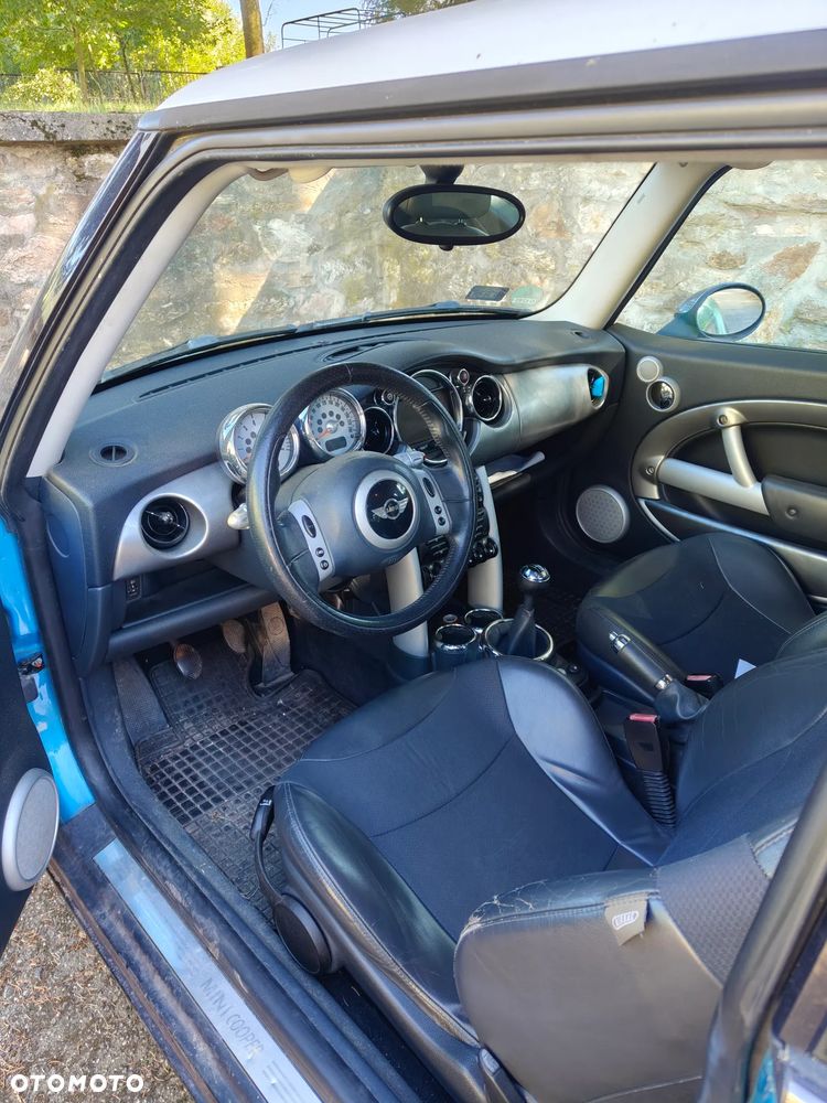 MINI Cooper Standard - 2
