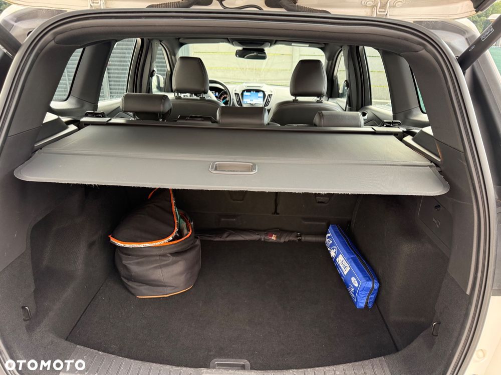 Ford Kuga 2.0 TDCi 4x4 ST-Line - 13