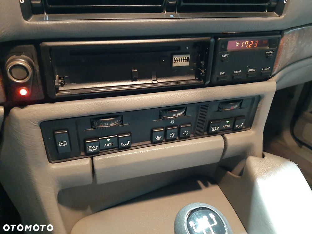 BMW Seria 7 730i - 19