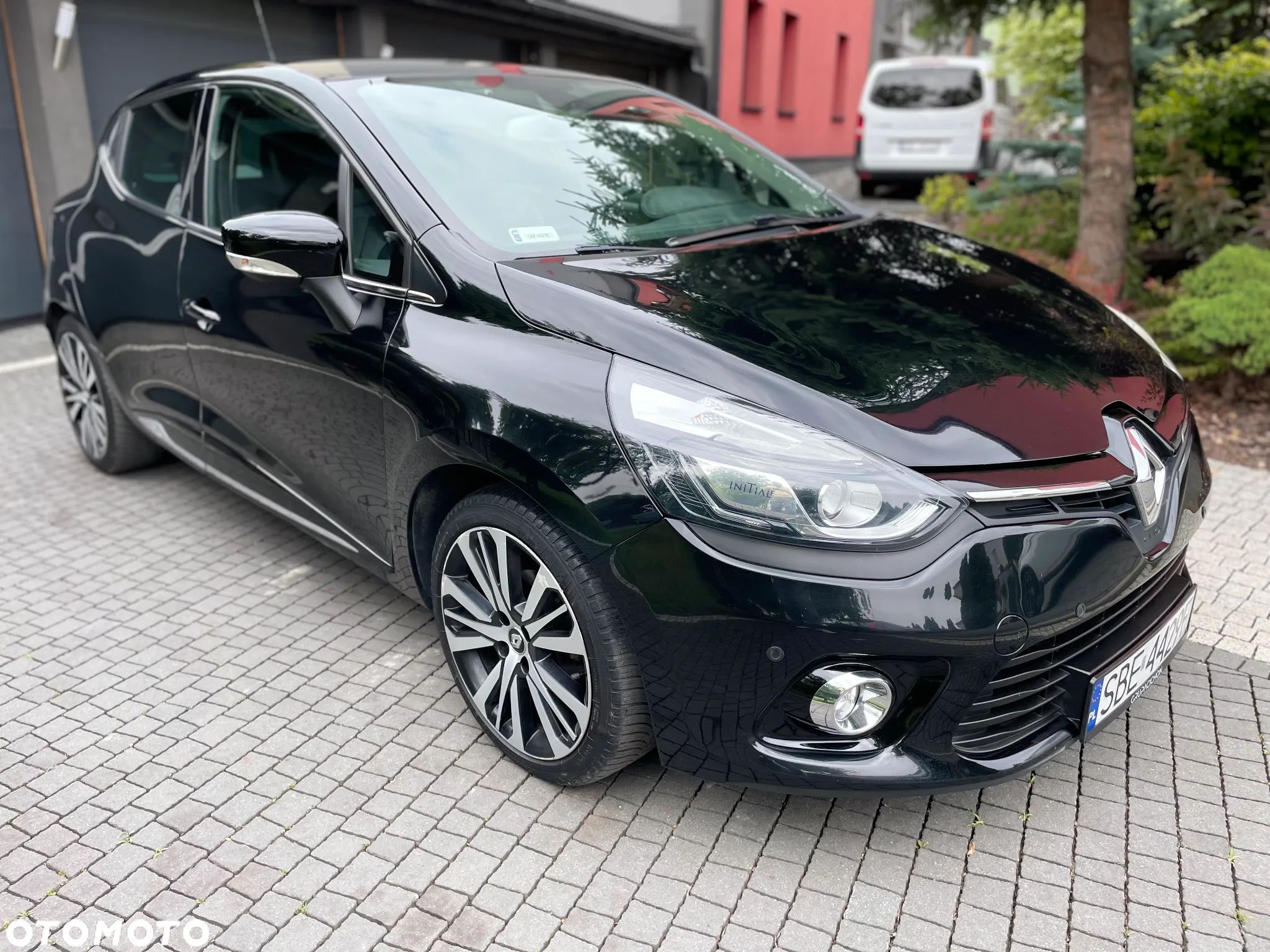 Renault Clio Energy dCi 90 Start & Stop EDC INITIALE PARIS - 1