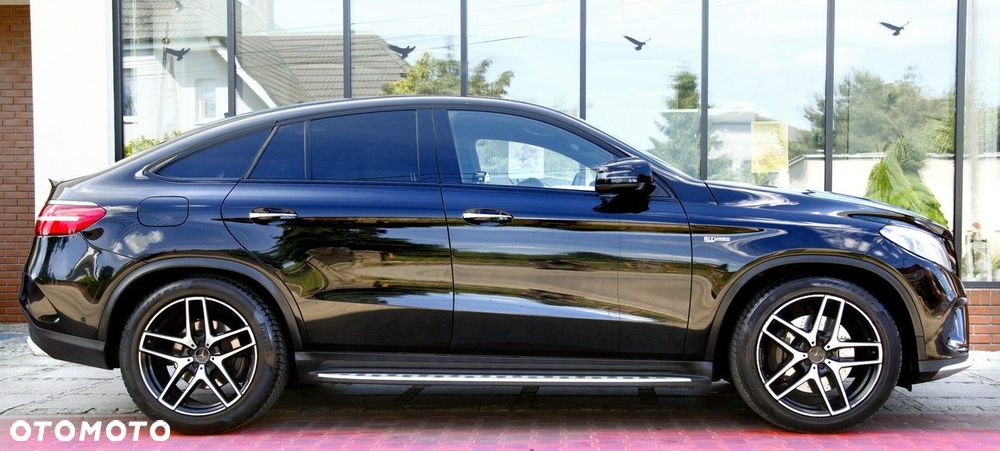Mercedes-Benz GLE - 25